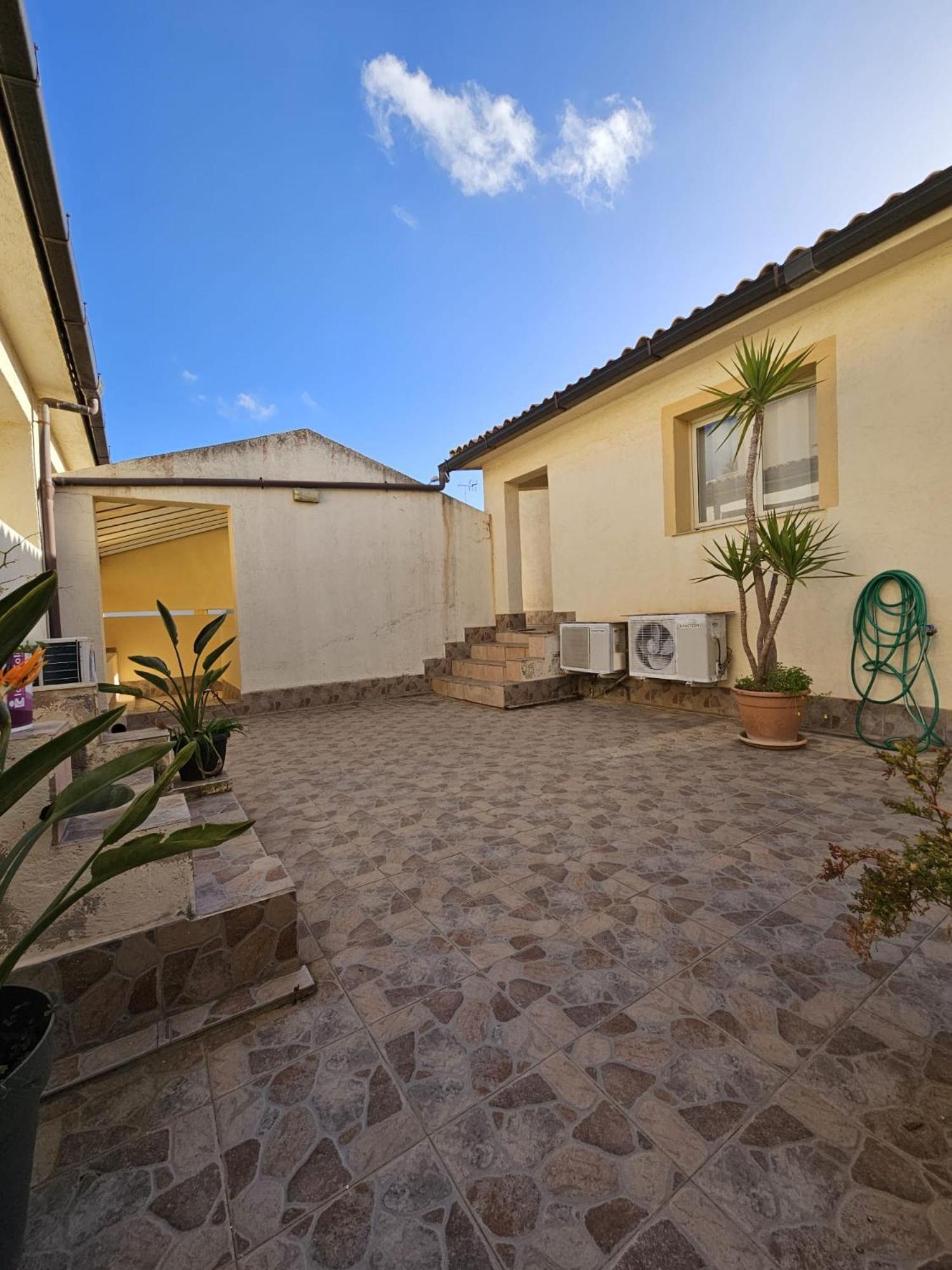 Sicilia Bella Aparthotel Mazara del Vallo Bagian luar foto